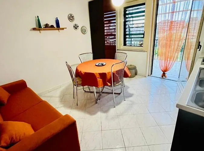 Sileno Giardini Naxos